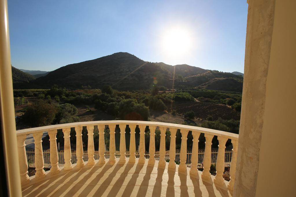 Villa Melyia Като Пиргос Стая снимка