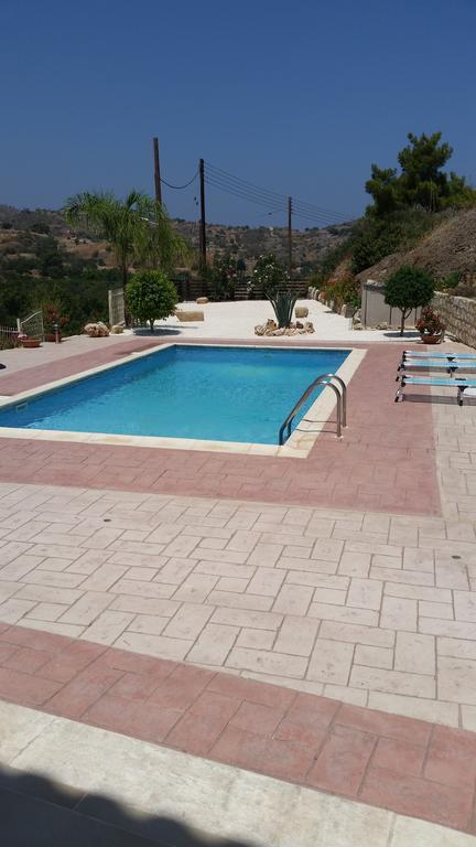 Villa Melyia Като Пиргос Екстериор снимка